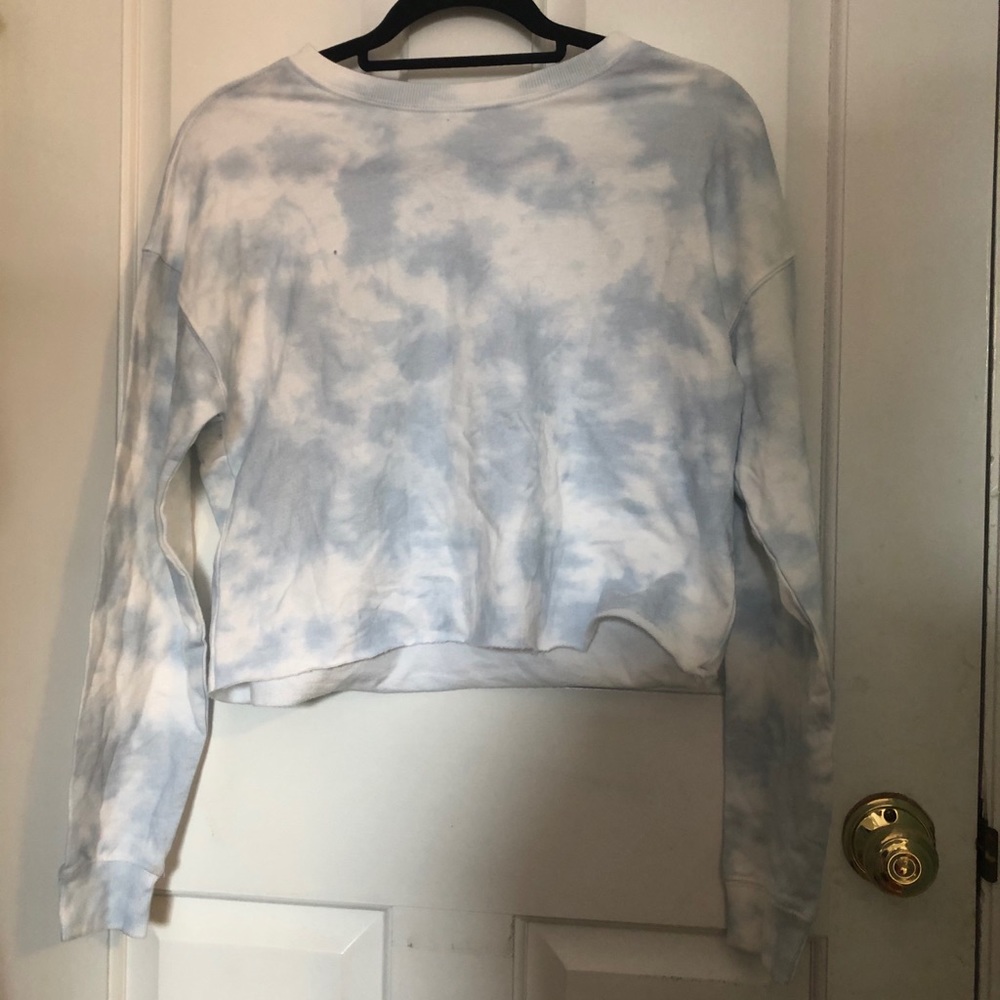 NWT tillys blue tie dye cropped long sleeve